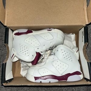Air Jordan 6 Retro ‘Maroon’ - 4c